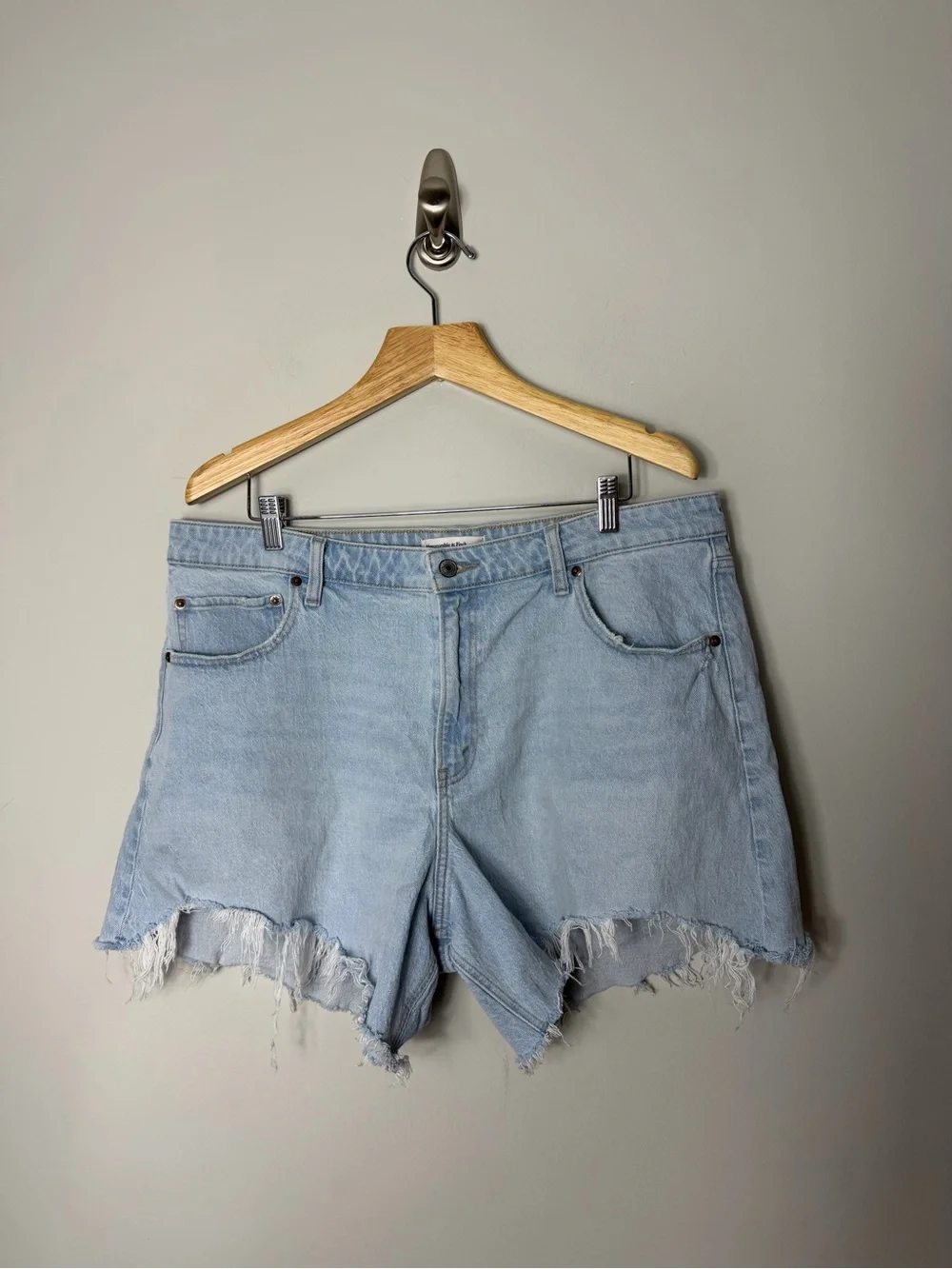 Abercrombie & Fitch AF Curve Love High Rise Dad Short  Denim Jean Shorts 652